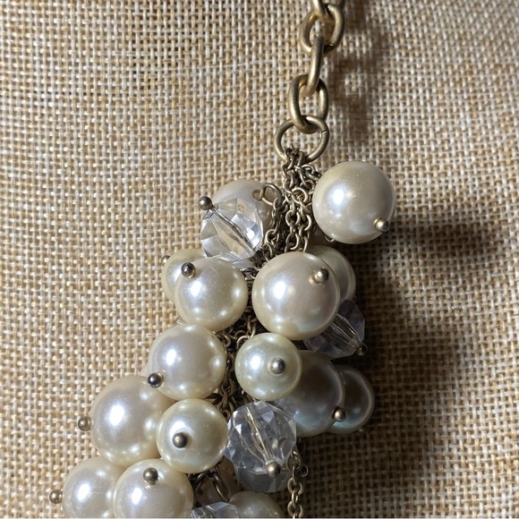 J. Crew faux pearl and clear beaded bib chunky necklace on gold tone hardware - Picture 3 of 4